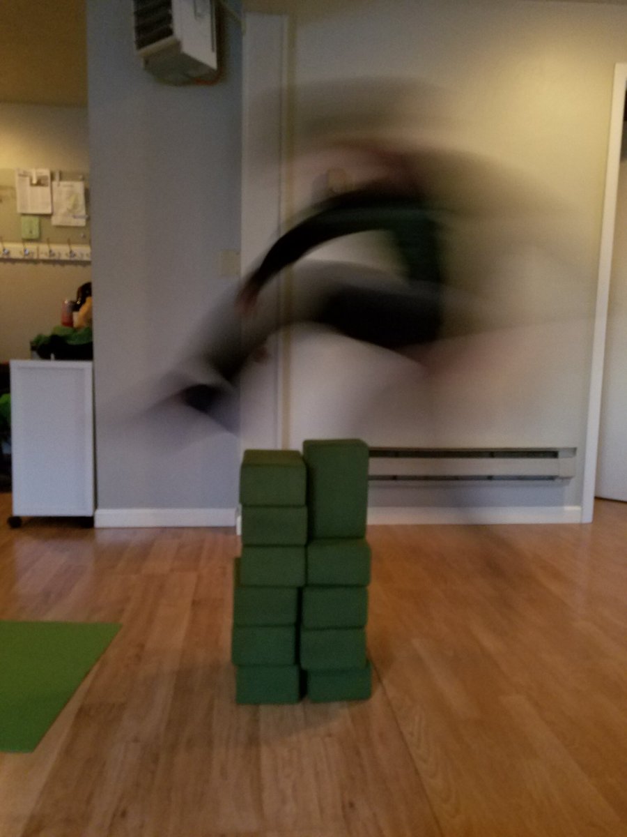 Korbin697's tweet photo. Yoga session with Katie @HGY_Oakmont https://t.co/FGWqC4UyfA