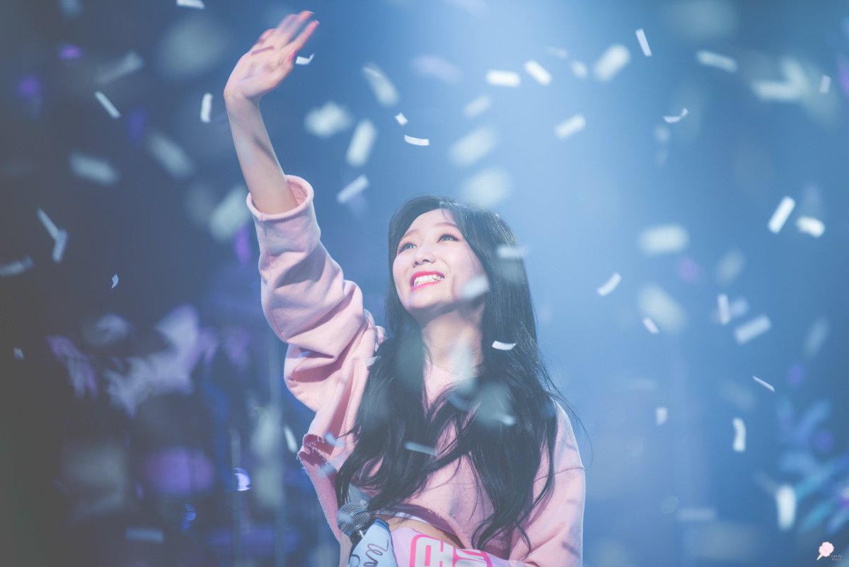 CandyFloss_lvlz's tweet photo. 180203 겨울나라의 러블리즈2

#러블리즈 #Lovelyz
#류수정 #수정 #Sujeong https://t.co/elvUsT78sp