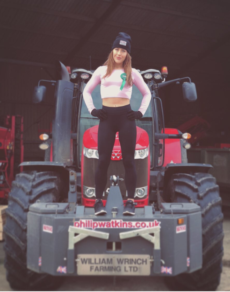 mrswrinch's tweet photo. Please RT! It’s #CharityTuesday &amp; just 75 days to go til the @LondonMarathon. 450 miles run since I started &amp; 405 miles to go😱I’m running for the amazing @RABIcharity. Still space on my marathon kit for logos @tnstractors @PWatkinsLtd!
Please donate ➡️ https://t.co/1UgDXeYivz https://t.co/Dwm5085ZO6