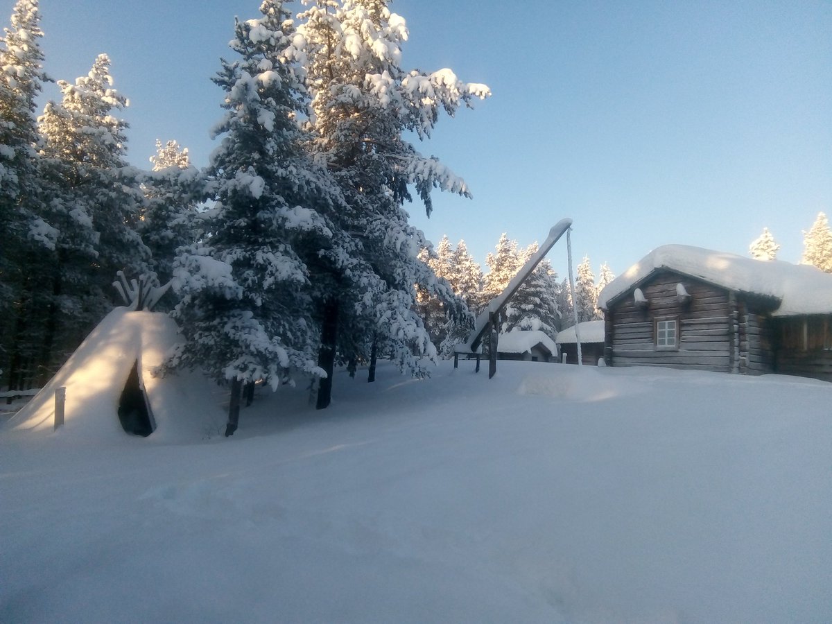mediazooming's tweet photo. The old assemble #museum #asuinkenttä #tirro k https://t.co/Y6jqEHQduT