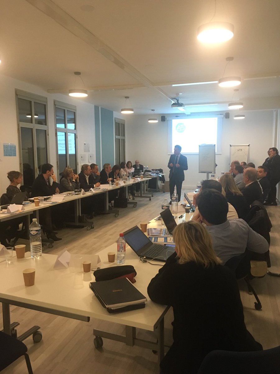 La clé pour réussir la transformation @ l’Inspection  : restez engagés, ayez de l'énergie et regardez l'avenir avec confiance. <a href="/mattei_antoine/">Antoine Mattei</a> <a href="/ehennau/">Hennau Elie</a> <a href="/MarieeOlivier/">Olivier Mariée</a>