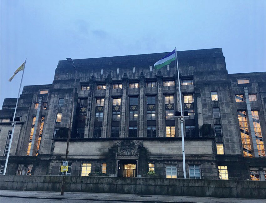 This was once the site of Calton Jail where many Suffragettes were imprisoned. Today, it is the seat of @ScotGov and the Suffragette flag is flying high. Thank you to all the women who fought for our right to vote - and enabled a woman to occupy the office of FM. #vote100