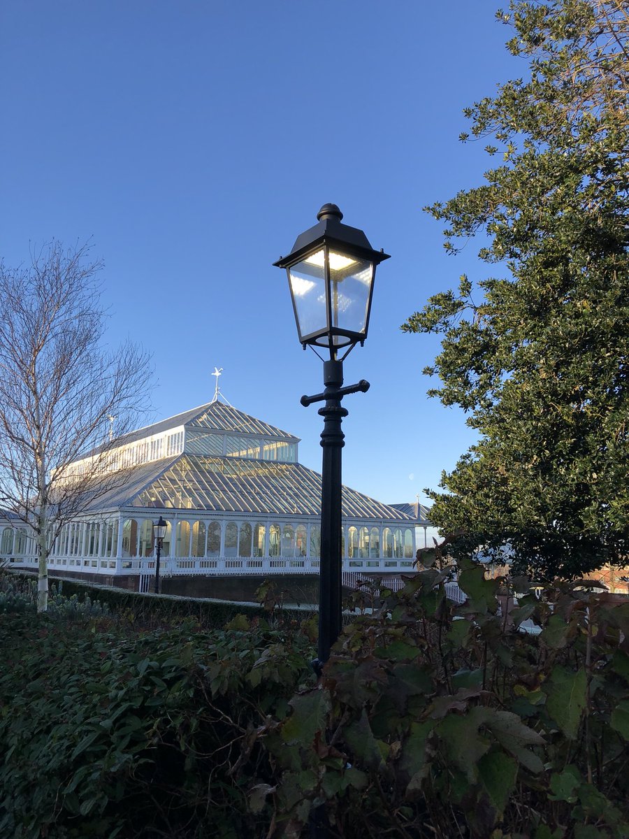 Good morning! Join @PositivityIncL1 for Yoga and Mindfulness from 9:30am in @glasshousepark today. 

Find out more about our free #RealLifeSocialNetworks programme here 👉 goo.gl/H682kM