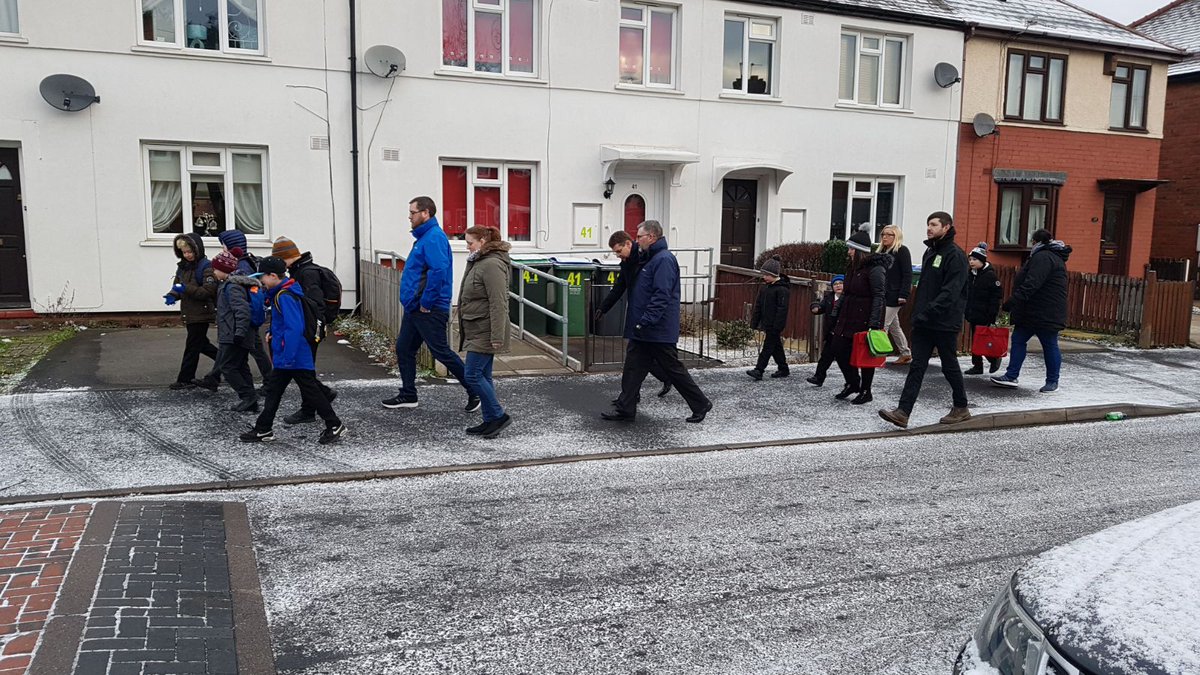 andy4wm's tweet image. One way to reduce congestion is encouraging walking, particularly too and from school. I am working with @livingstreets on this and today I am at Glebefields Primary in #tipton to find out what progress is being made. Find out more about Living Streets: livingstreets.org.uk