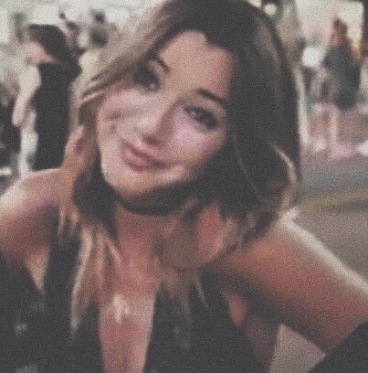 affectioncalder's tweet image. I wish so much that some would leave my baby alone ... I wish for you to mature as soon as possible! May they finally know the empathy, the power to put themselves in the place of the other. That you realize that writing "I hate you" can end a person's day, you do not know how