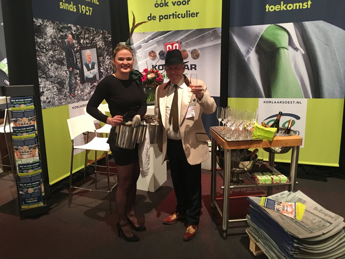 truecoloursnl's tweet photo. Lekker even een oestertje eten bij Korlaar op de beurs👍 https://t.co/IQOtrXMq5W