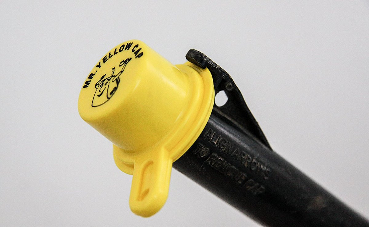 ketronenterLLC's tweet photo. Do your gas cans look like the first picture? Mr.Yellow Cap is made in Fall Branch, TN . Mr. Yellow Cap works as a replacement for your lost @Blitz, @Kolpin, @Rotopax, and @Sceptor brand plastic spouts. Vintage to new, we have the cap for you! #gas #lawn https://t.co/KeWEDTa5FT