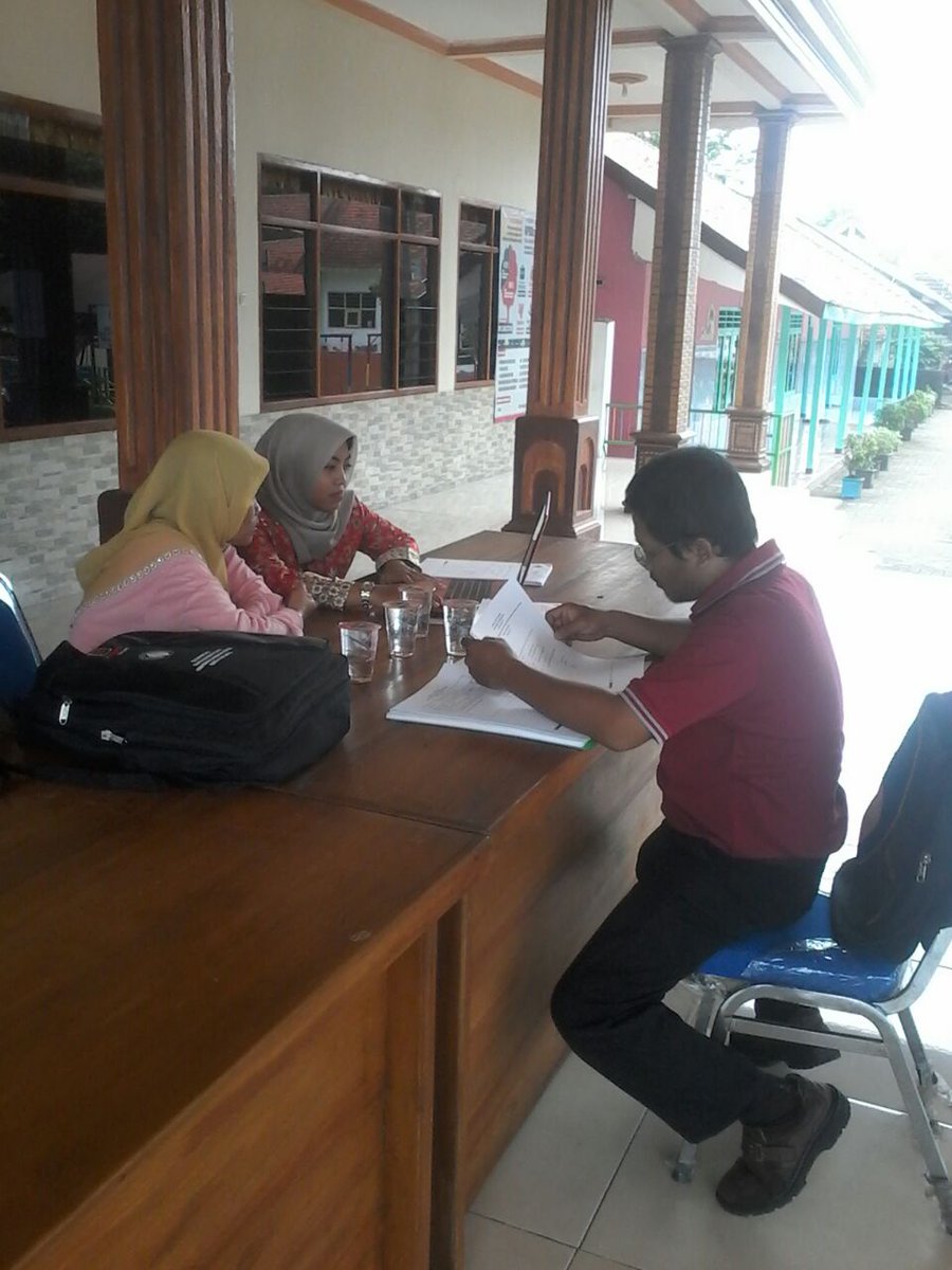 TPPkecWonoayu's tweet photo. Pendampingan administrasi desa semambung Wonoayu @P3MDSidoarjoKab @KemenDesa @EkoSandjojo @DewantoAndry #tppdelta #tppiindonesia https://t.co/ngoexrmBBE