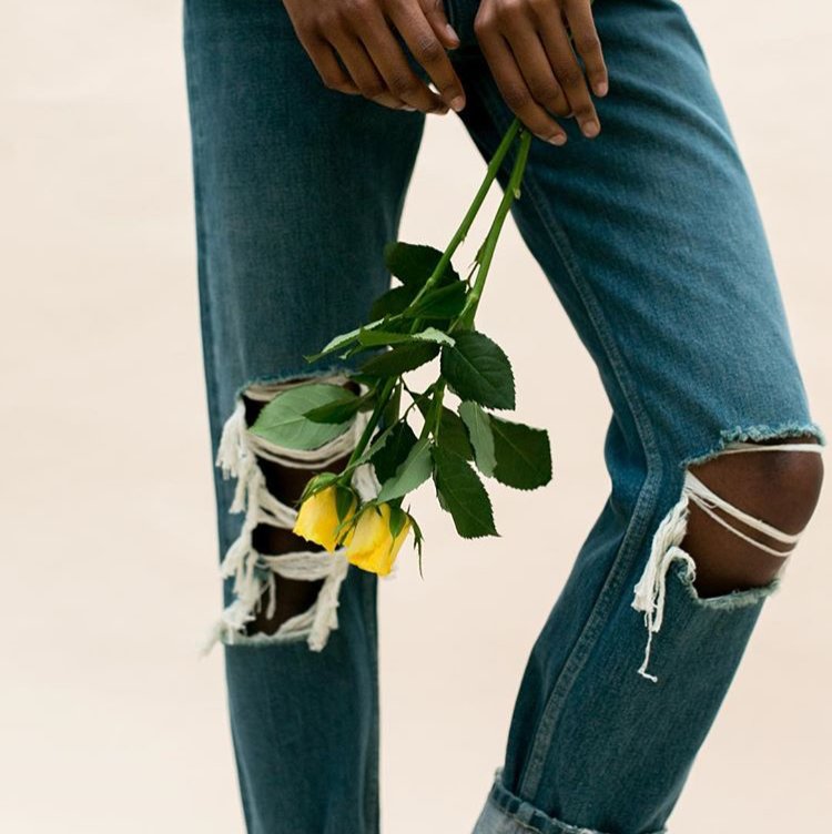 UtterCouture's tweet photo. Denim of dreams from @_iandme 🌿 https://t.co/gngd7057w5