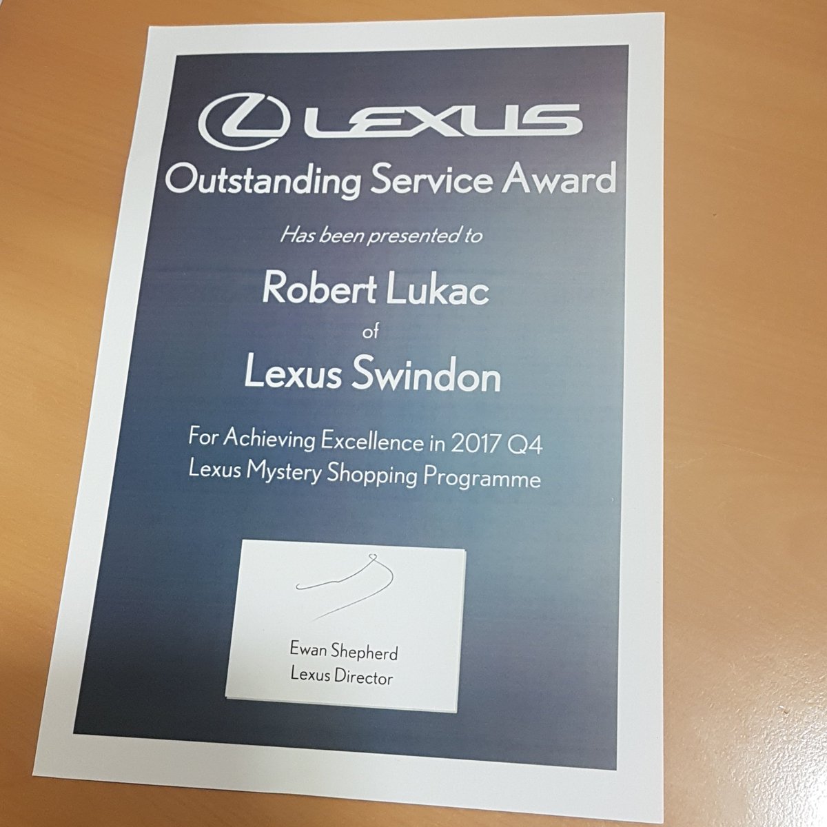 Lexus Swindon tweet media