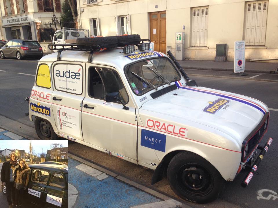 Oracle_France's tweet photo. [#4LTrophy2018] Nous sommes fiers de soutenir Victoire et Romain dans leur aventure dans le désert marocain. Merci également à Tilkee, startup accélérée par notre programme @OracleSCA, pour leur soutien ! #OracleSengage #OracleStartup https://t.co/xtCU8zrKj5