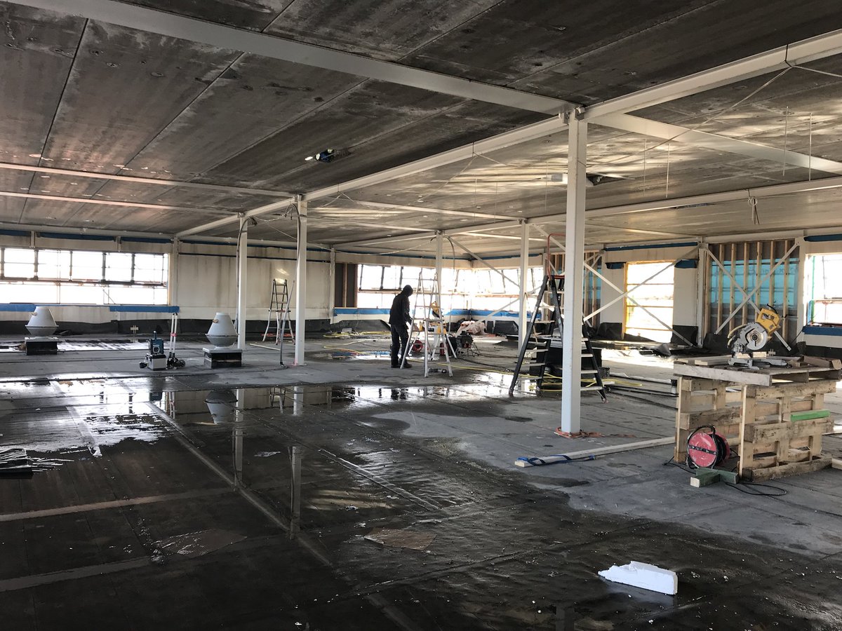 Op bezoek bij <a href="/ankogoudswaard/">Anko Goudswaard</a> <a href="/IswGasthuislaan/">#IswGasthuislaan</a>, inspectieronde nieuwbouw met @Alphonsdenheijer 🙃. Daarna inhoudelijk aan de slag over management development in het VO #erkomtweerveelmooisaan