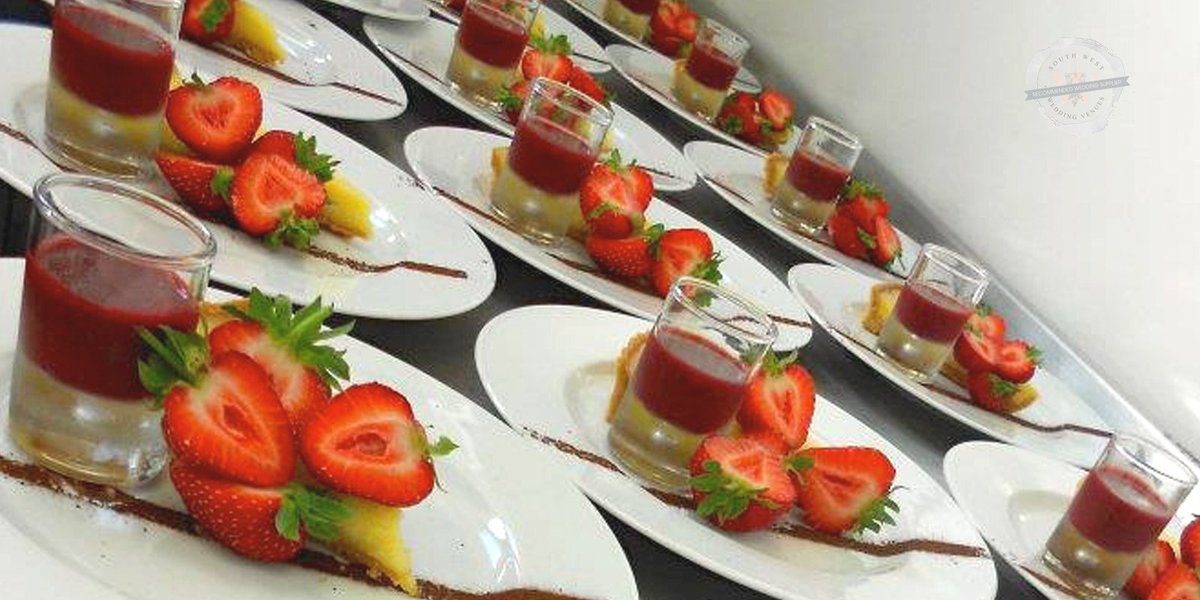 .<a href="/parsnip_mash/">Parsnip Mash</a> - Lovingly prepared menus, elegant invitations, flowers and every aspect of event theming – with decades of experience between them, the members of our wedding catering and events teams pride themselves on going the extra mile. southwestweddingvenues.co.uk/cakes-catering…