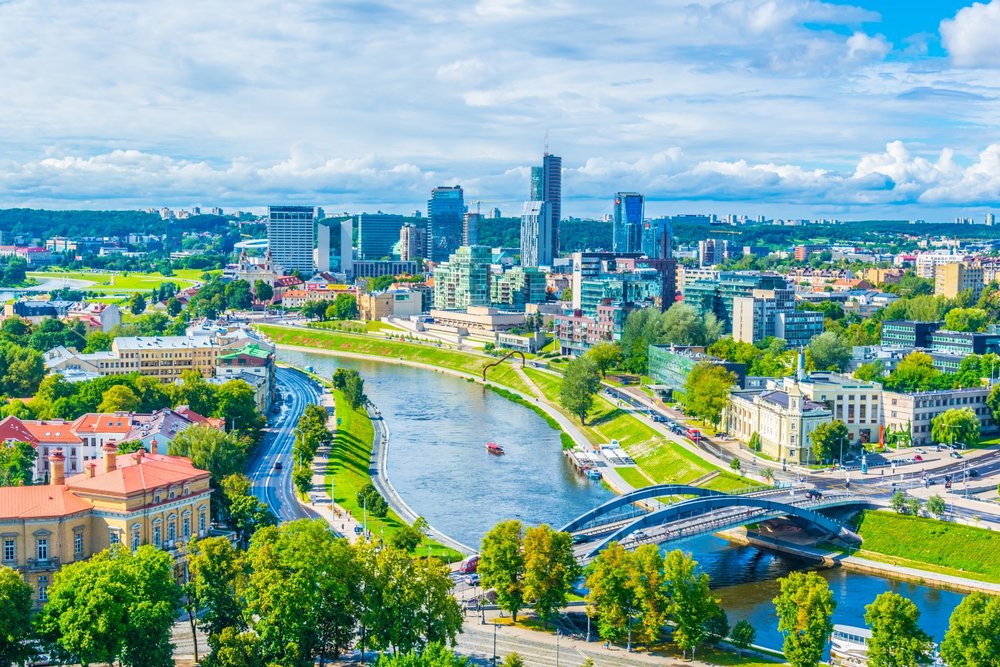 eLithuania_'s tweet photo. In December last year we were visited by Christopher Wink - a USA journalist, the creator of https://t.co/N022UoT1SG. Today we have received his insights on Lithuania and its IT potential! Enjoy! https://t.co/l0C4hibEim https://t.co/rVZuu8J6nV
