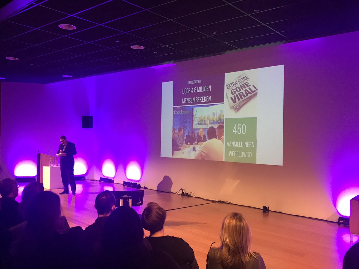 LeontineSmith's tweet photo. Now on stage @ernstvandenberg van de @GemeenteDenHaag! Hopelijk gaat Den Haag de Citymarketing Award winnen! #dvdcm #thisisthehague https://t.co/NDwkxpZWUw