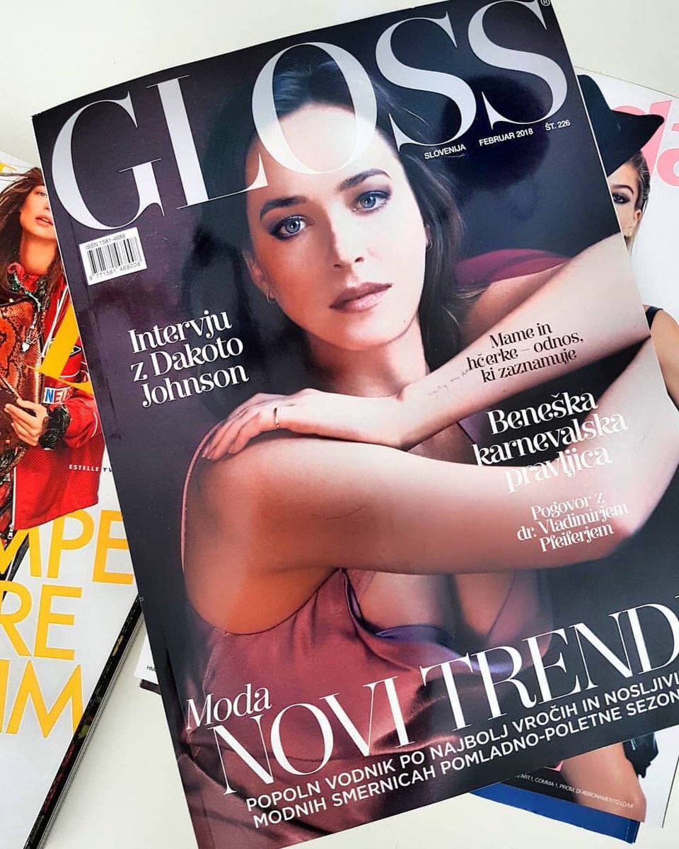 A lot of glossy magazines. Gloss журнал. A lot of glossy magazines. Glossy magazine. Glossy magazine.