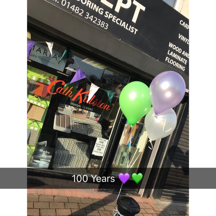 ConceptHull's tweet photo. 100 Years Today 💚💜👊🏻 #Suffragette #Suffrage100 #Vote100 #votesforwomen #womensvote #hull #hu5 #chantsave #lovechants https://t.co/XmvN2dgu0W