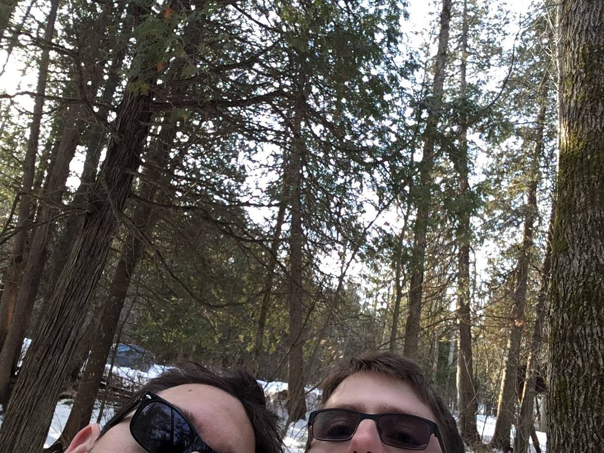 975juicefm's tweet photo. Jamieson here ~ @North_Grenville has a Winter Wonderland Photo Contest &amp; they're looking for your best pictures with the #NGTrailsWinterWonderland on FB &amp; Twitter. 
https://t.co/Ren5e0RlgV

Here are a few examples of pictures that WON'T win!!! https://t.co/5wMk6hViFl