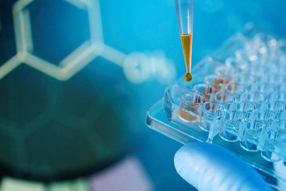 DHSCgovuk's tweet photo. We want to hear from companies that produce medical or diagnostic technology about publishing their sales data in the Innovation Scorecard. Let us know your views by 4 April: https://t.co/d80NaajTLd #DHconsultation https://t.co/cwLmQxrHtV