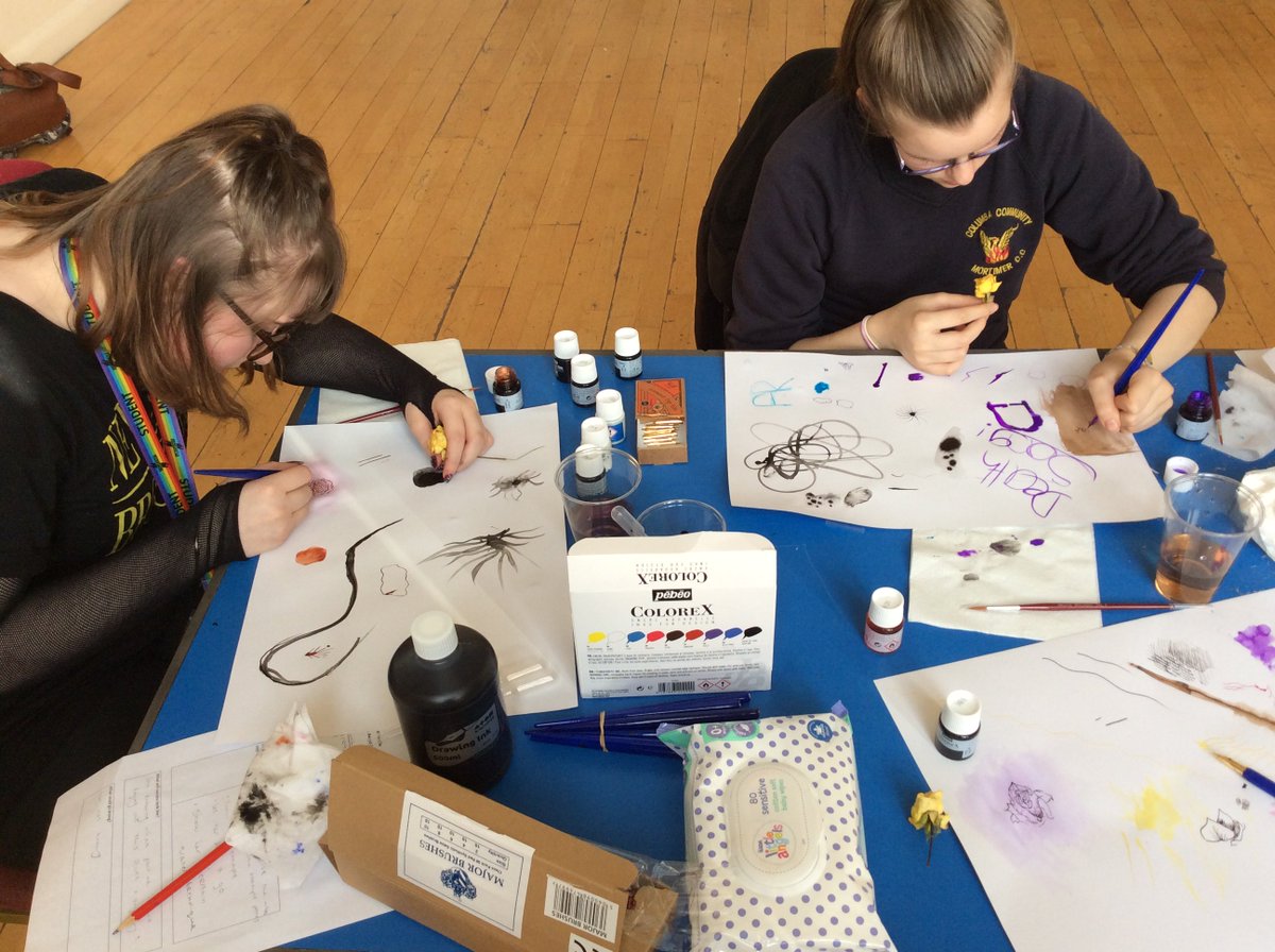 YInterpreters's tweet photo. One of our members has just achieved their Bronze @ArtsAward Congratulations! Working with others to share skills and ideas was really rewarding #MyArtsAward https://t.co/J7bQQE0KfD
