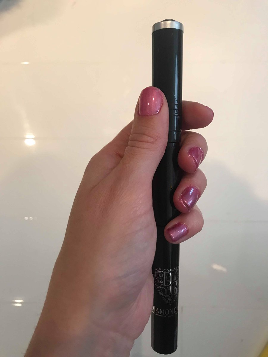 BexandMic's tweet photo. Review Diamond Gel MAX starter kit perfect for busy Mamas :) https://t.co/TpA8xdIY8s https://t.co/SJWBBk9FN5