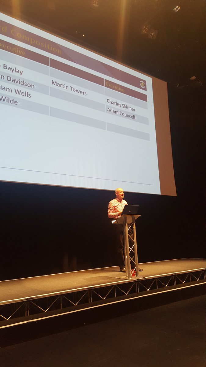 susank2's tweet photo. #RestoreGroup Martin Towers takes to the stage @RestoreStorage @RestoreDigital @HarrowGreen @HG_overseas @Relocom @OfficeGreenUK @uvbirmingham https://t.co/RabKTiK94r