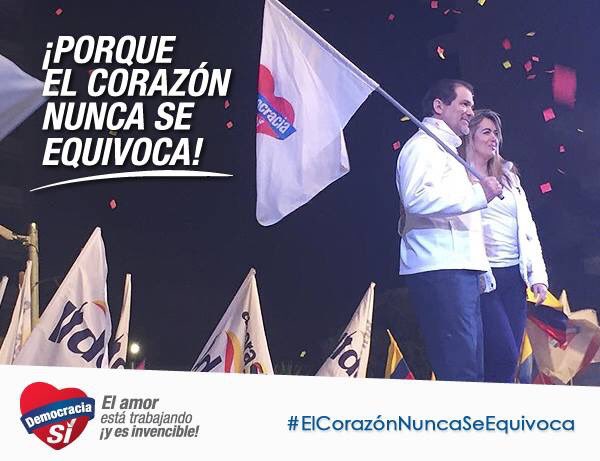 avaldiviesoanda's tweet photo. Nuevos aires de Paz y Libertad para el Ecuador este es el triunfo del Ecuador entero #GraciasDeCorazón  @Lenin @DemocraciaSiEcu @CNNEE https://t.co/FQrrsHSl2H