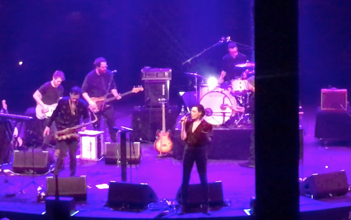 "This song is for a woman called Raghda, who is not only a political activist but also a brilliant mother. It is possible to be both." Hear the incredibly talented <a href="/nadineshah/">Nadine Shah</a> pay tribute to Raghda in her song called MOTHER FIGHTER at <a href="/RoundhouseLDN/">Roundhouse</a> -> bit.ly/2E736PT