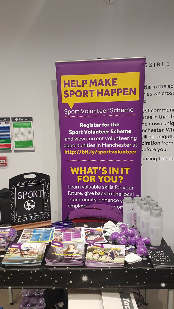 UoMFootFuts's tweet photo. Get down to #MyFutureFest at Uni Place today to find out how you can get involved in #footballleadership both in the university and the local community. Come and discuss coaching and refereeing qualifications #Universitygrassrootshubs https://t.co/pPUCuaa9ZM