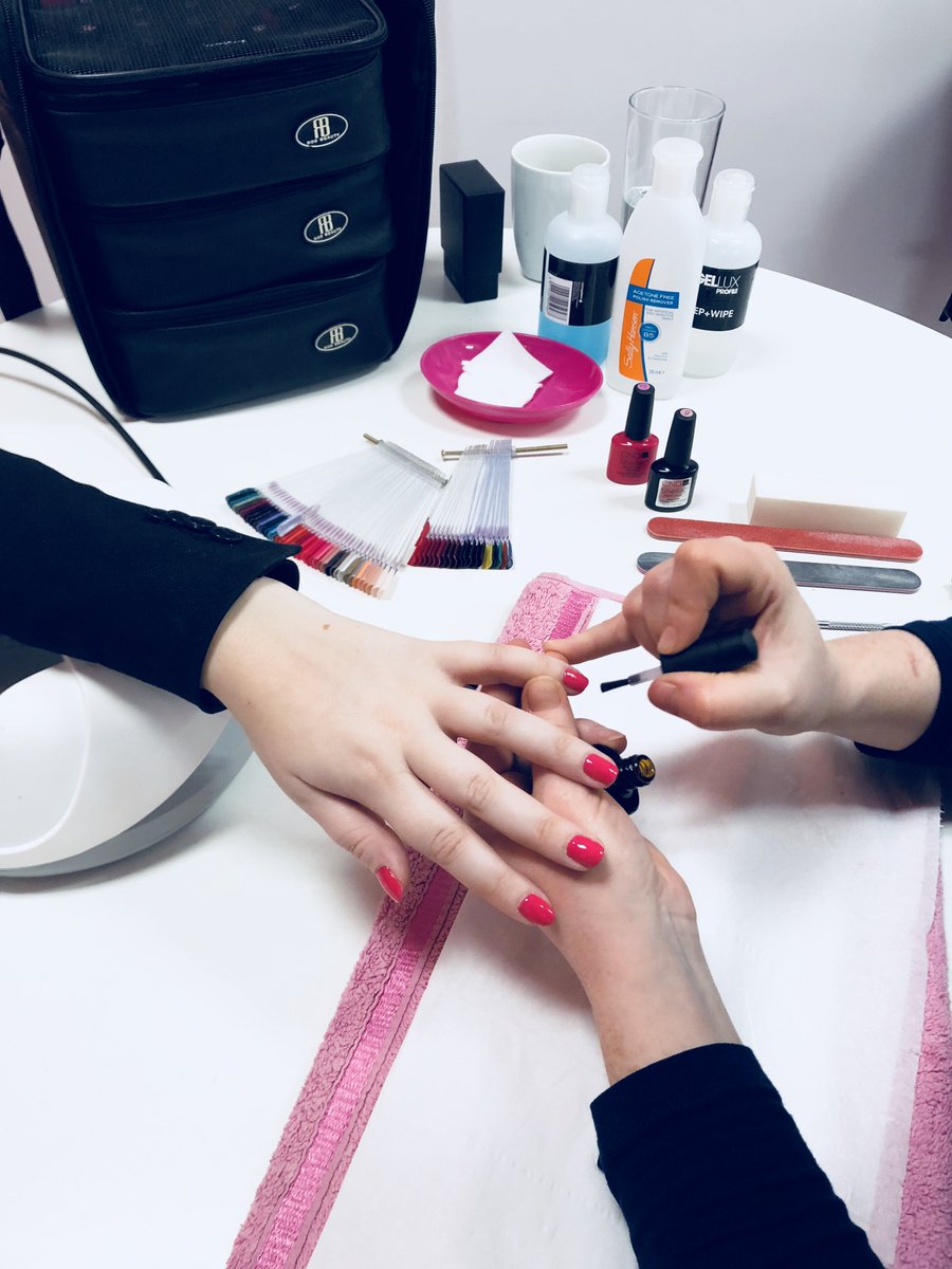 GrantThorntonNI's tweet photo. Itβs that time again! #nailday #GTperks https://t.co/p2aIgEObhW
