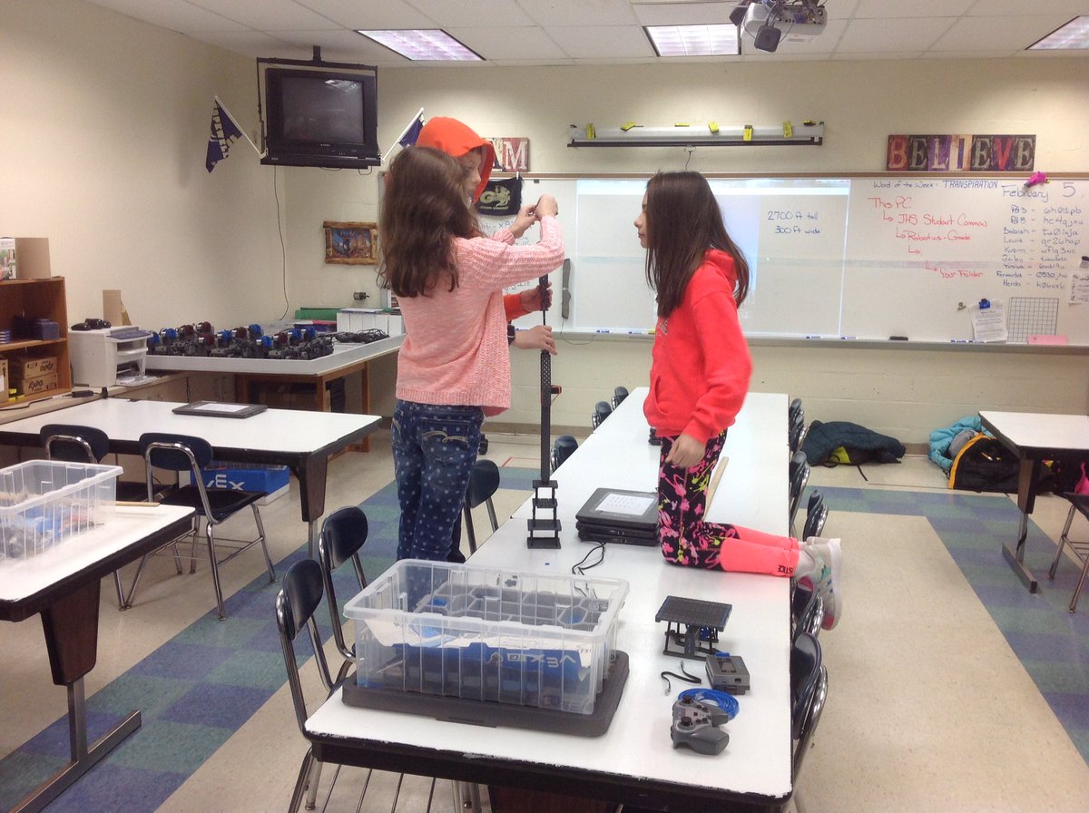 HMJHS_Robotics's tweet photo. @HMJHS_Vikings grade 5 robotics club building their towers to test on an earthquake simulator built using @VEXRobotics https://t.co/1hbQsMyohM