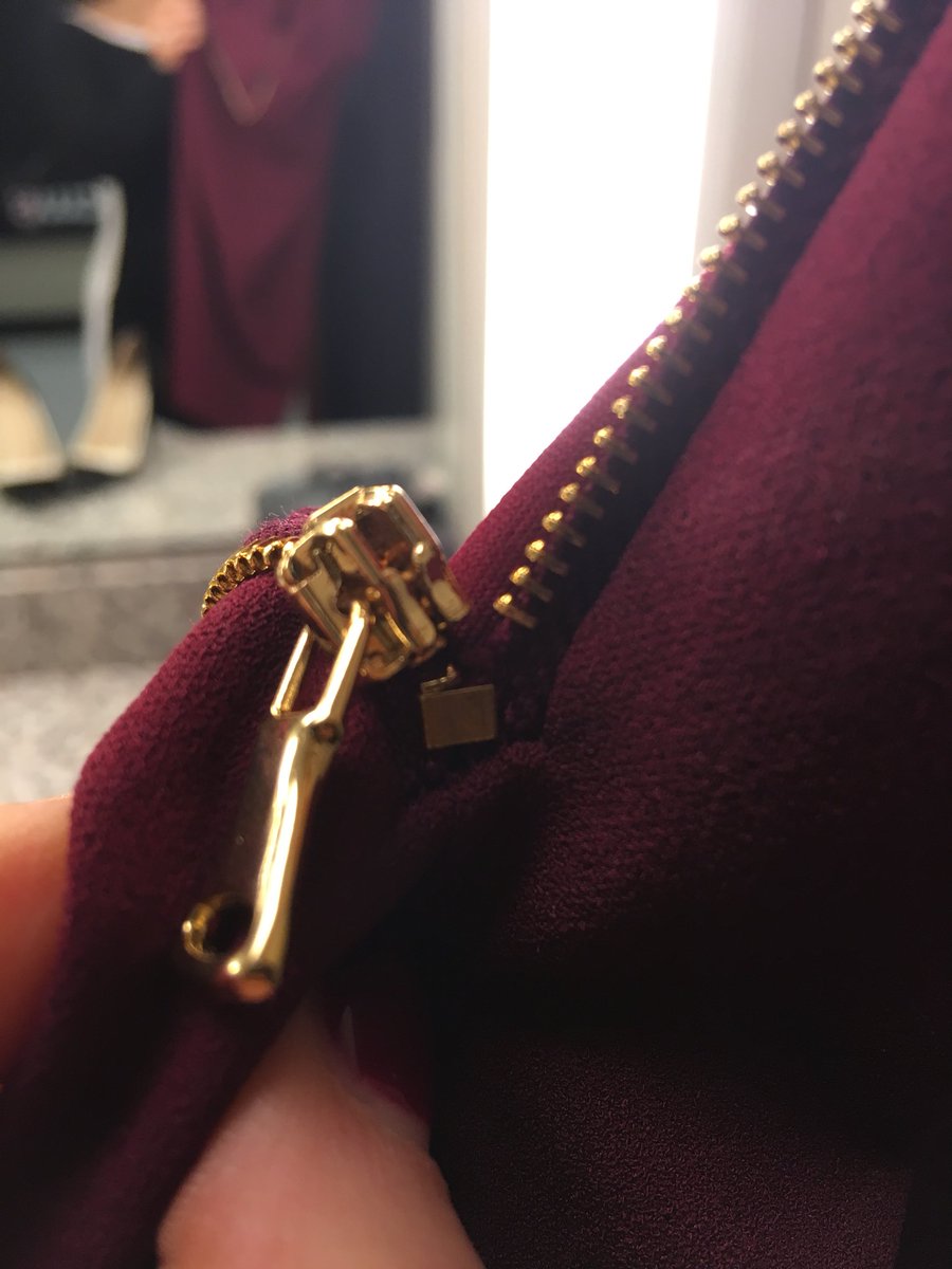 LaurenLowrey_tv's tweet image. The panic you feel when the zipper on your brand new dress comes apart, mid-show. I’ll now treat my 7-8:30am break as an intermission/costume change. I’ll begin Act II with a black and white dress that was otherwise going to be worn tomorrow. #WardrobeMalfunction #AnchorProblems