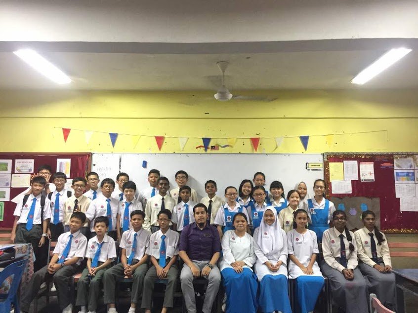 hema_anandarao's tweet photo. With my friends..... 
#3monthsback
#missthisclass
#missmyfriends https://t.co/P3u8o3PoqW