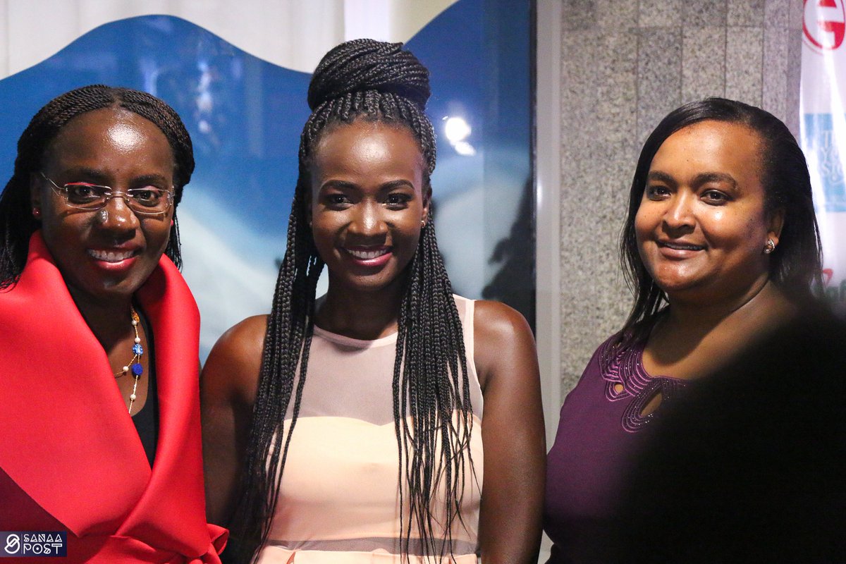 SanaaPost's tweet photo. Because we support one another..
#thewivesseries #TheWives #TheWivesPremiere #TheWivesSeriesPremiere https://t.co/y7Lsnz39WU