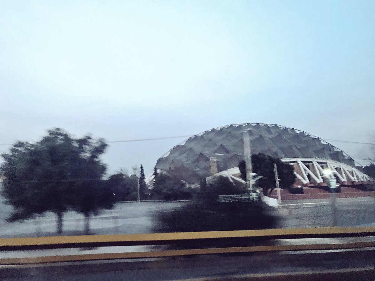 EisenschmidtA's tweet photo. Some #Candela en route to the hotel. #VCProject #VCStudio https://t.co/xlgzIqrypB