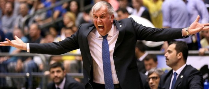 ¨El número uno de los que me han entrenado. Sabía cómo echar broncas, cómo ir al límite cuando estabas trabajando, pero luego fuera de la pista todo quedaba olvidado y podías hablar de cualquier cosa con él¨
-Arlauckas sobre Obradovic-