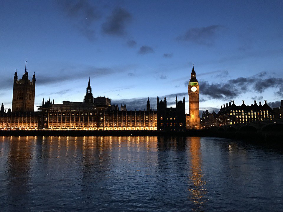 #Vote100: there’s a long history of women’s exclusion from Parliament: in the 1800s they listened to proceedings through a ventilation shaft! AHRC-funded project <a href="/ListentoCommons/">ListentotheCommons</a> is creating an acoustic reconstruction of their <a href="/HouseofCommons/">UK House of Commons</a> experience | virtualststephens.org.uk