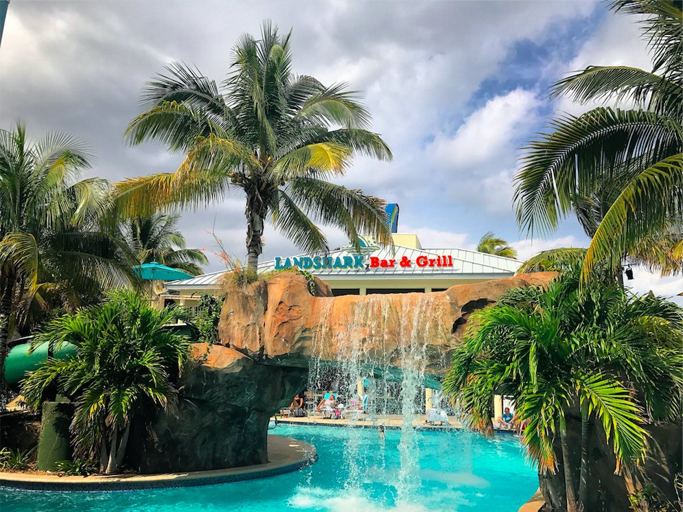 Mville_HBR's tweet image. Mostly sunny with a high of 78 degrees?  Sounds like the perfect opportunity for a #PoolDay.  Or a &quot;sick day&quot;.  (you didn&apos;t get the idea from us)  ;-)

#beachlife #extendedweekend #restday #mondayrelaxationmotivation #hollywoodflorida