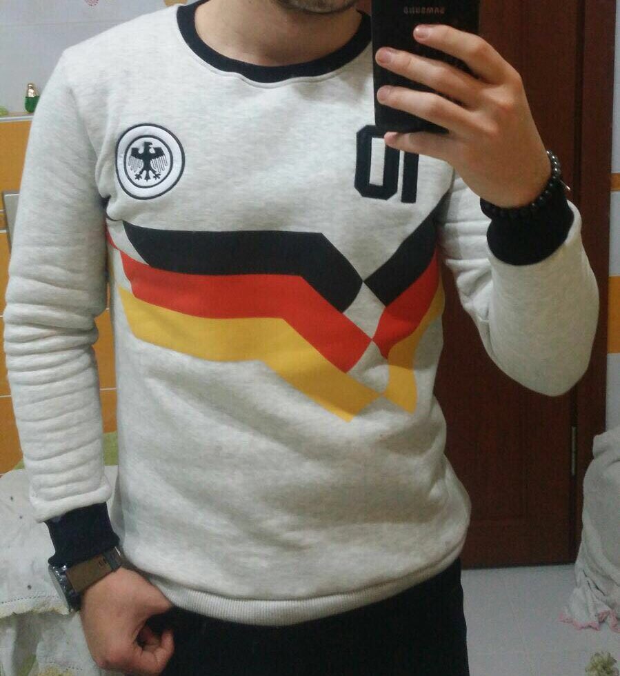 offsideclothes's tweet photo. “Futbol, 22 kişinin 90 dakika boyunca mücadele ettiği ve sonunda Almanların kazandığı bir oyundur."
#Panzerler👇🏻
🌐:https://t.co/p7ffDD7AGN
📱:0 533 123 00 41
#GiyilebilenFutbol
#OffsideClothes https://t.co/1FA0Z41Ghj
