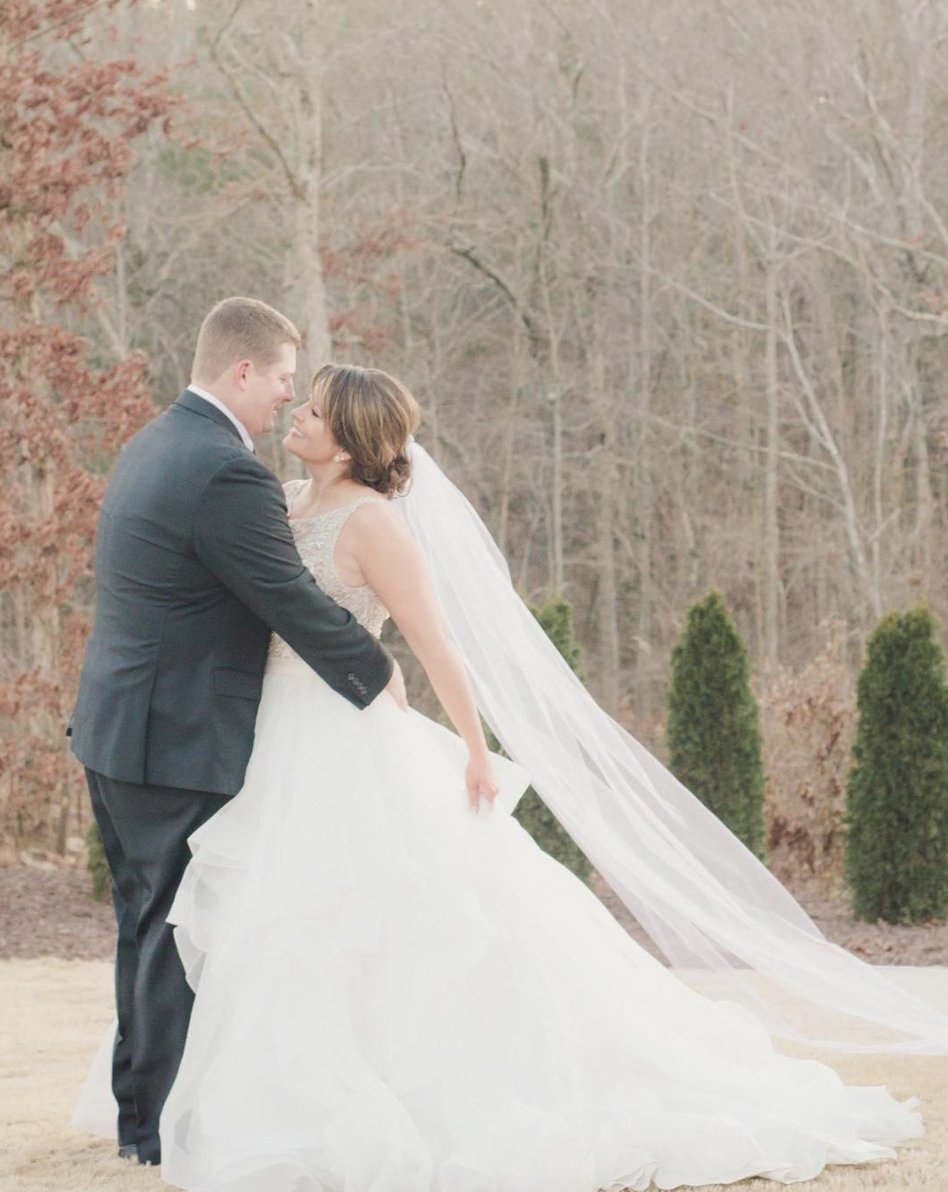 AnyaBridal's tweet photo. #REPOST from @BriannaMariePhotography because we can’t get over how beautiful this picture is. https://t.co/IDbQTFRt0q