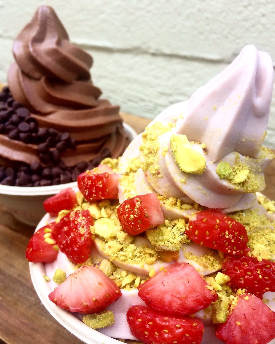 Yoga-urt tweet media