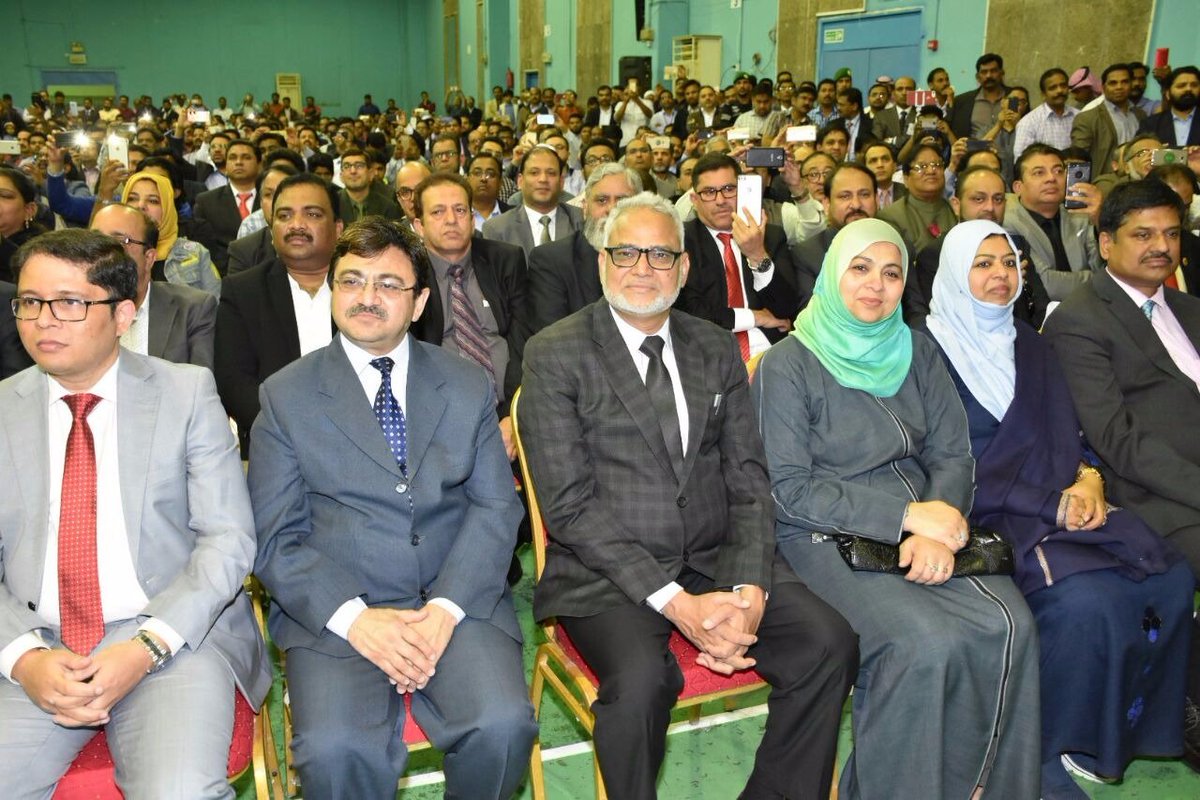 IndianEmbRiyadh's tweet photo. Community event in Riyadh:  EAM @SushmaSwaraj mesmerised the audience by her magnificent oratory, telling them Indian Embassies are the homes of all the parvasis living abroad @MEAIndia @ajxtopcop @suhel44 @MEAQuery @IndianDiplomacy @CGIJeddah @IndianEmbRiyadh @PIB_India https://t.co/XoXsKcUIn6