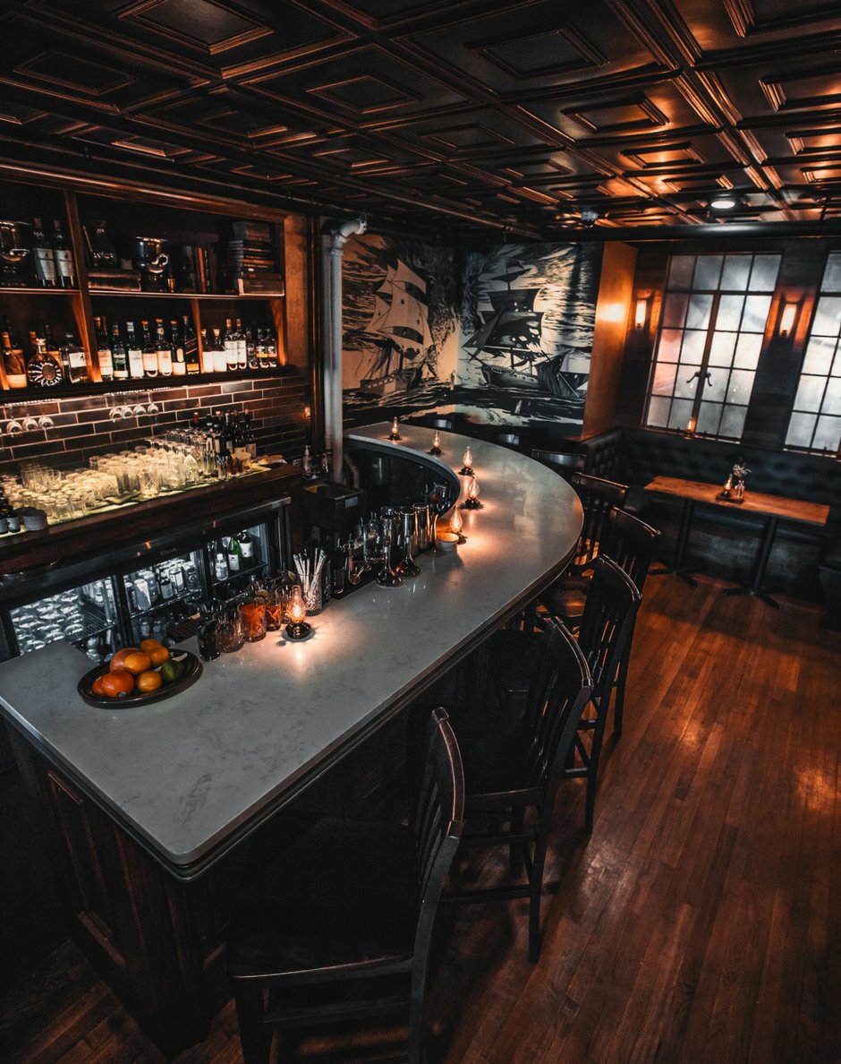 blythandburrows's tweet photo. Your hideaway awaits. 🕯️// #blythandburrows #portlandmaine #cocktails #craftcocktails #drinks #bartender #mixology #barscape #beautifulbars #bar #cocktailbar #barshelf #barlife #mixologist #modernbartender #nightlife https://t.co/fpyBvsXy7W