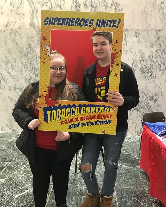 RealityCheckGLO's tweet image. #TheFightIsntOverNY
two of our youth advocate superheroes unite for Tobacco Control in Albany! ift.tt/2seXZY4