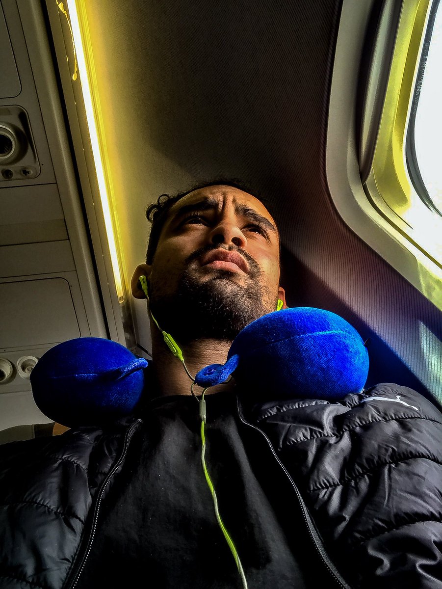 LuguelinSantos's tweet photo. Cada vez que sale el sol ☀ es un día para comenzar y aprender cosas nuevas. No desperdicies ese día, aprende algo nuevo, DIOS no nos puso en este mundo para ser uno más, sino para que cada uno de nosotros hagamos la diferencia #motivacion #estamosenesto #puma #pinedasport https://t.co/51FdJdfBbo