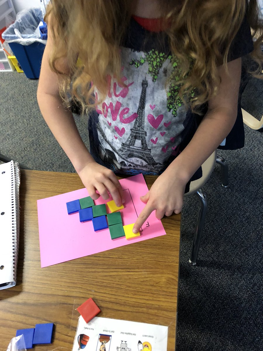amsatterwhite's tweet photo. Measuring area!!  #kdepride #dragonsmatter2 https://t.co/wEhYRst4jZ