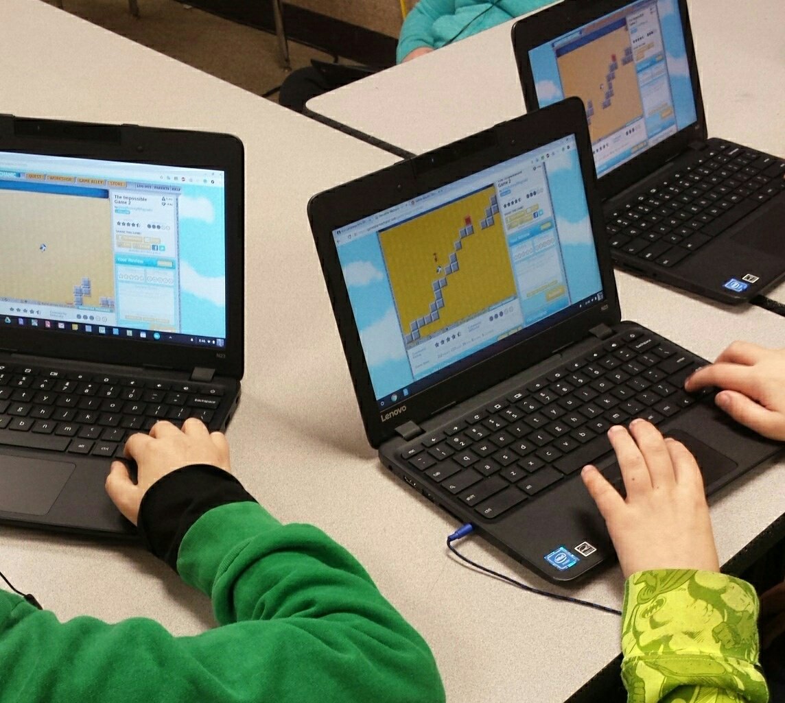 mrsfoght's tweet image. I love hearing the "what if we..." questions as @suejillkoz 5th graders play test and fix their game they designed on @GamestarMech.   #flcsengage #MontelloSD247 #msdcs #csinwi