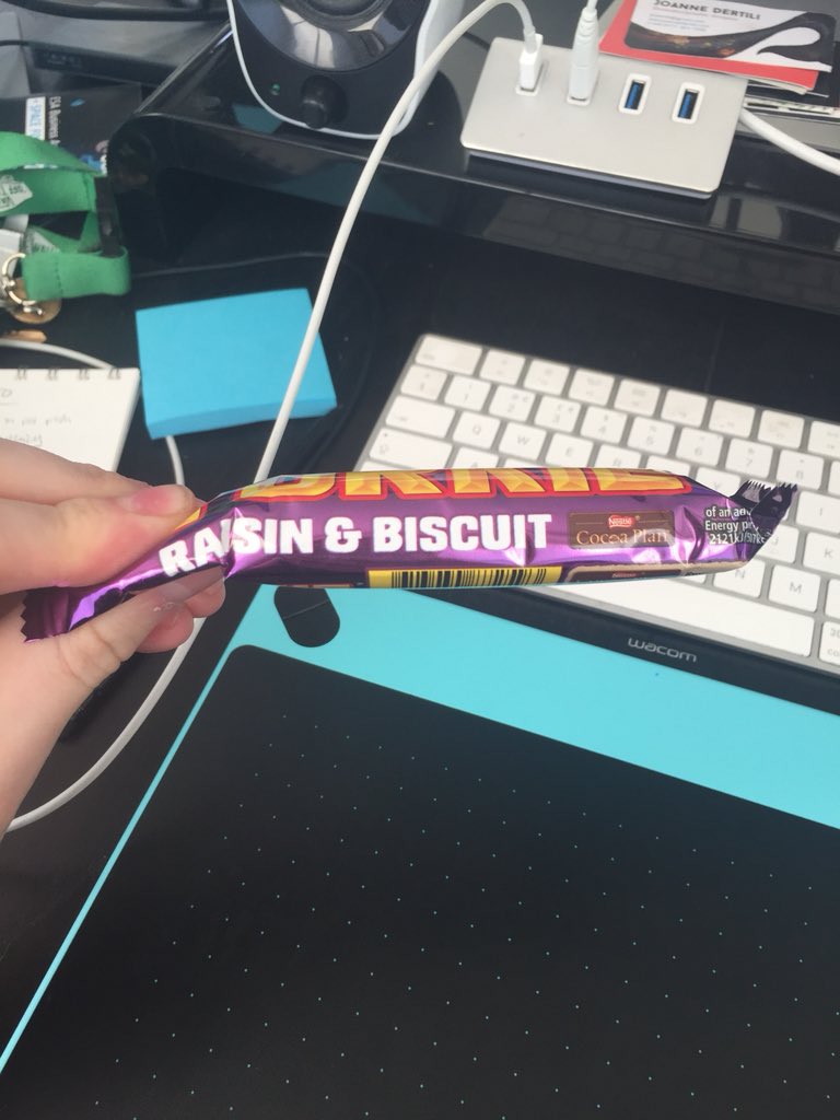 thomasgutts's tweet photo. @NestleCare I thought so... I seem to have bought one that only has 4! https://t.co/47kqBWYVgK