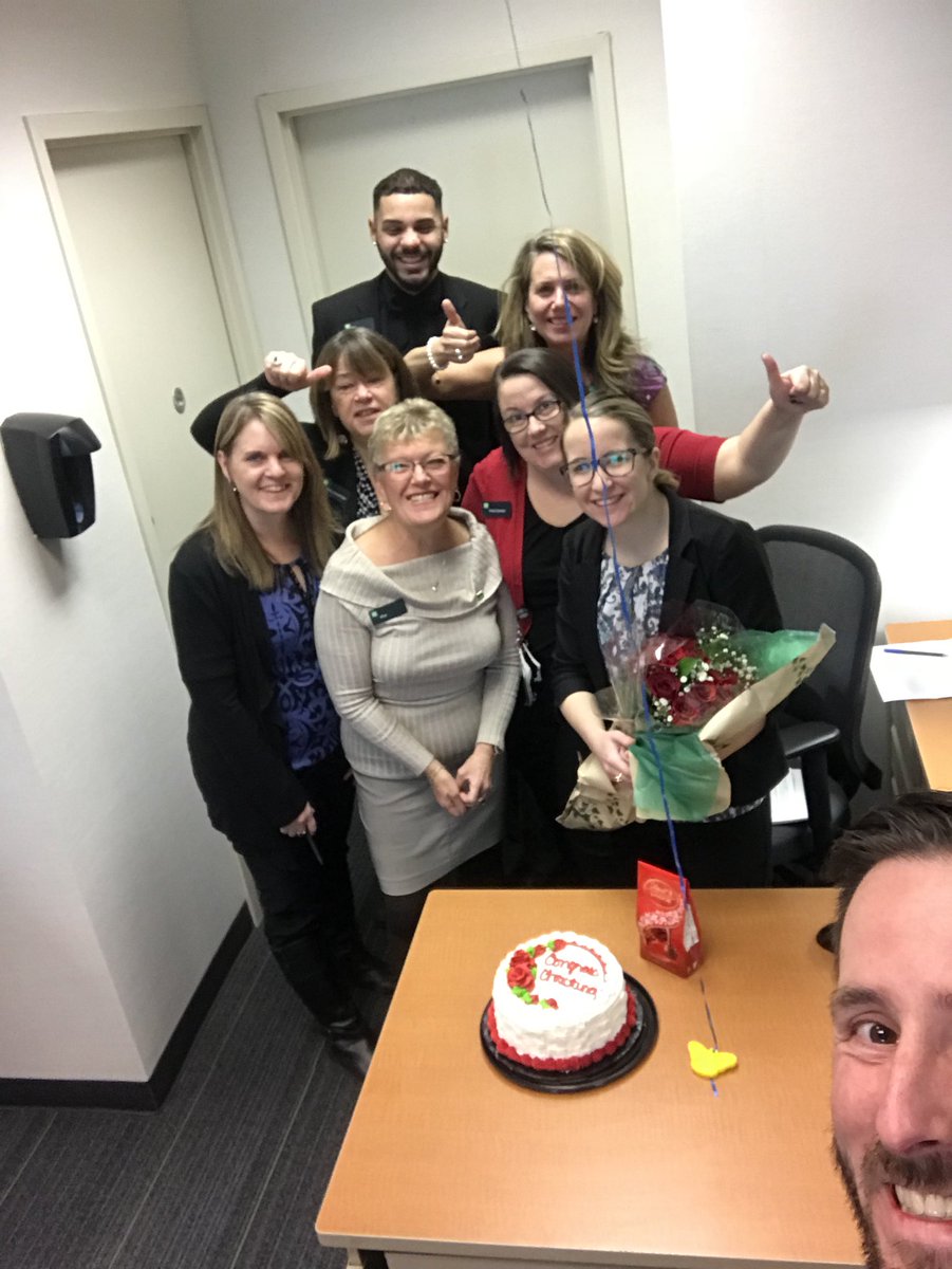 Welcome home <a href="/ChristinaABlack/">Christina Black</a> !!! Congrats on the medal win for Team Nova Scotia #scotties2018 #NovaScotiaProud