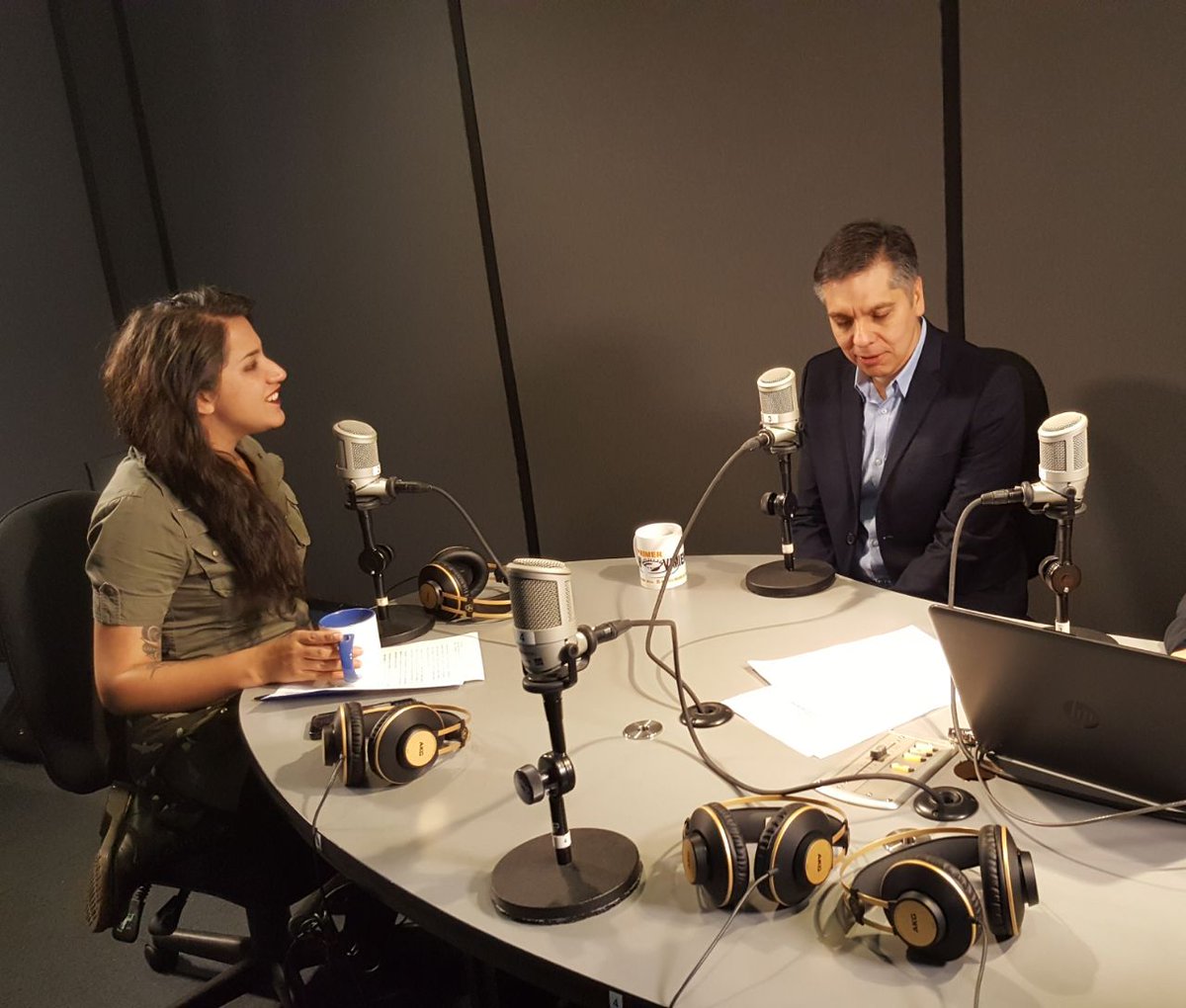 PMovimiento's tweet image. Ya llegó @ebohorquez, Director de @IntegridadMx, para hablar con nosotros sobre el #WorldJusticeProject en la #MesaDelDía.
Préndele a @RadioUNAM @tvunam